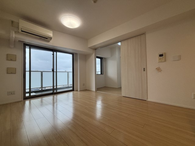 クレアポルテ西日暮里の居間写真