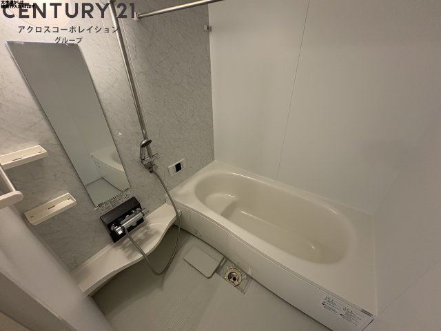 バス・シャワールーム　浴室乾燥・追い炊き機能付きのバスルーム♪