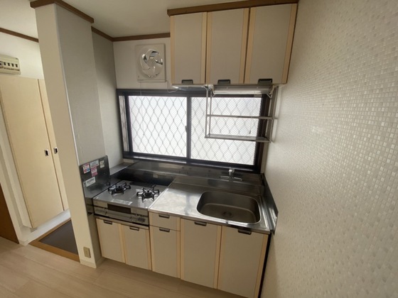 キッチン　※別部屋の写真です