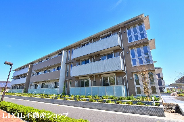 建物外観　レイクタウンでのお部屋探しは『地元の当社』にお任せ下さい！