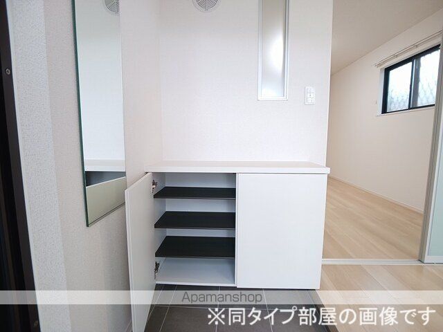 ハニー テラスの玄関写真