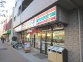 コンビニ　セブンイレブン荒川店（コンビニ）まで197m