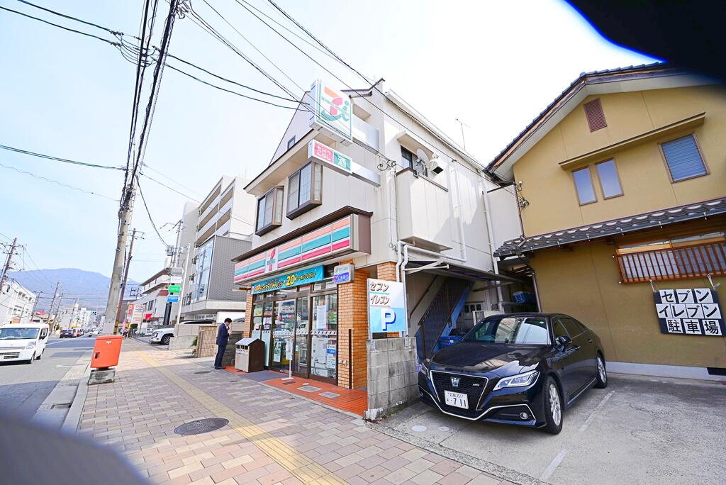 コンビニ　セブンイレブン安芸府中本町5丁目店（コンビニ）まで153m