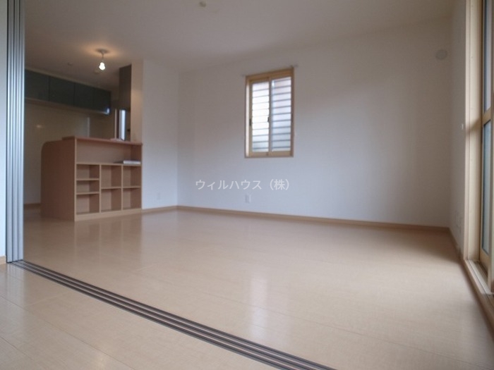 プランドールソフィアA棟の居間写真