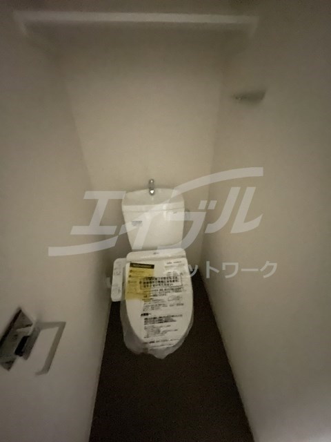 プレサンス天満橋ヴェルエラのトイレ写真