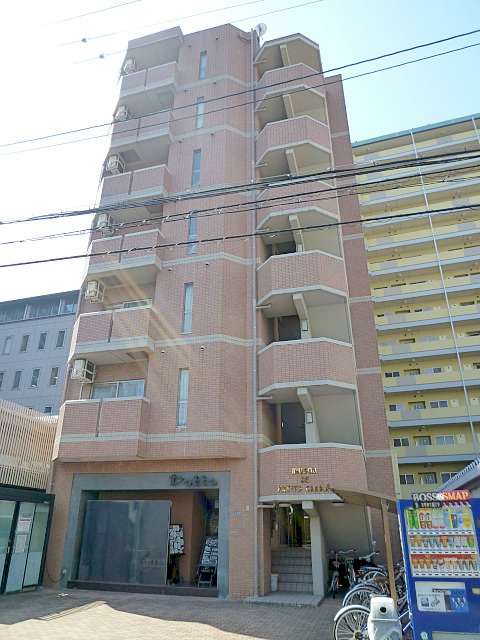 建物外観　メゾンドプチシャン　外観