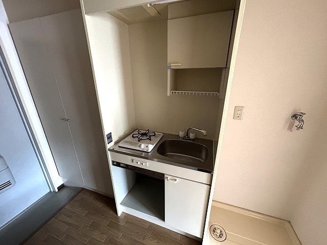 キッチン　参考写真。