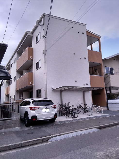 【WISTERIAIIの建物外観】