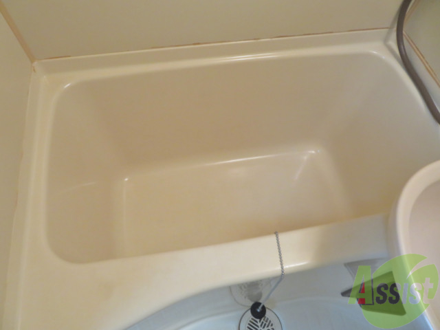 バス・シャワールーム　お風呂です。ここで一日の疲れを癒してください。