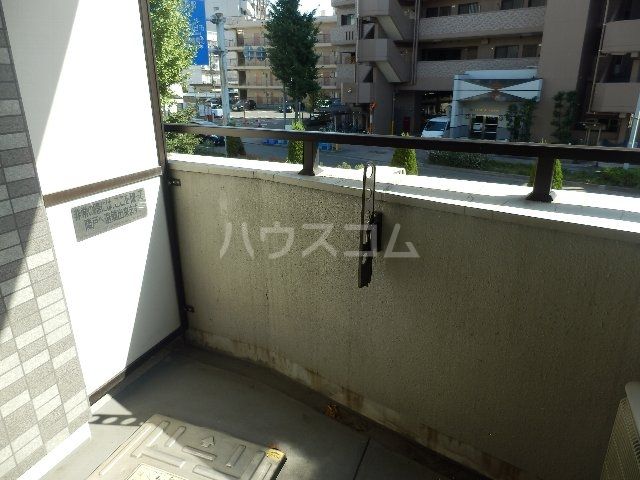 【名古屋市中村区太閤通のマンションのバルコニー】