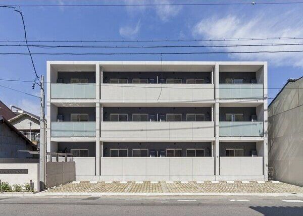 名古屋市北区敷島町のマンションの建物外観