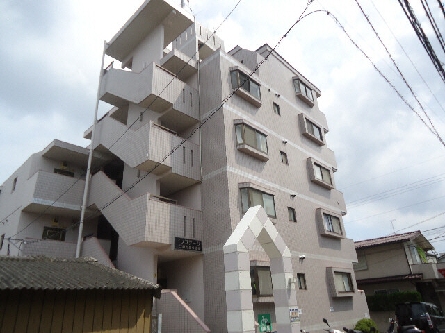 プレステージフジ鹿児島参番館の建物外観