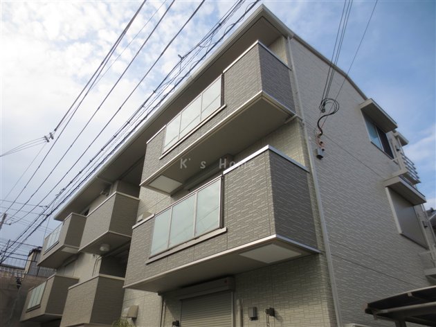 神戸市長田区駒ケ林町のアパートの建物外観