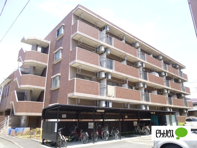 【小田原市栄町のマンションの建物外観】