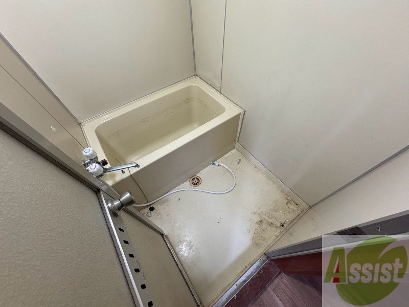 バス・シャワールーム　お風呂です！一日の疲れを癒してくださいね！