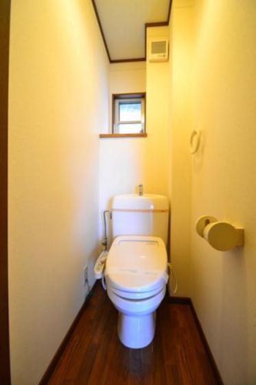 トイレ　※他の号室の写真です。