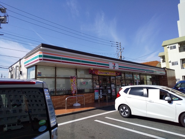 コンビニ　セブンイレブン久留米試験場駅前店（コンビニ）まで350m