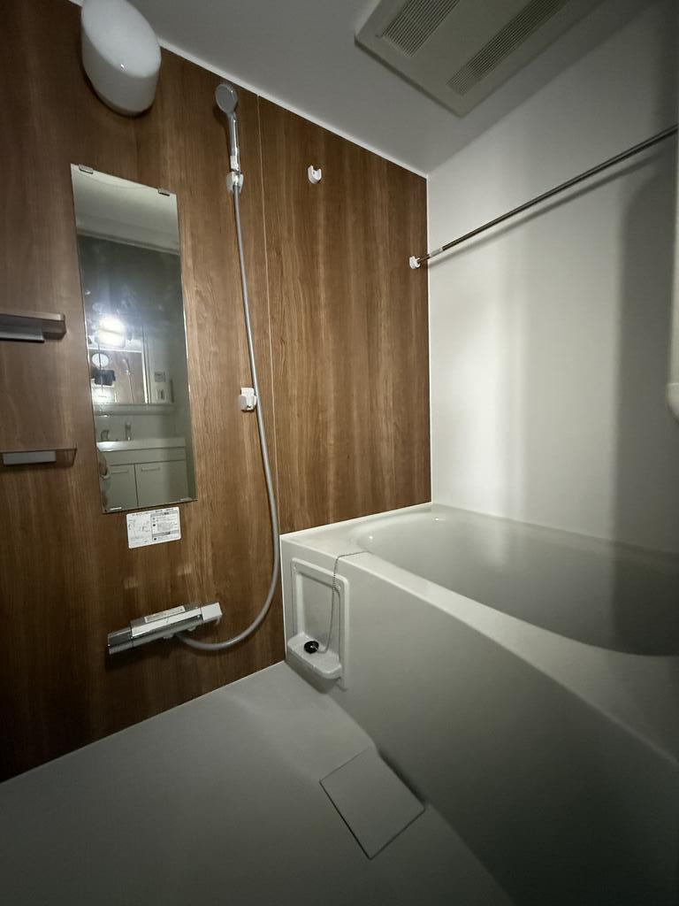 バス・シャワールーム　同タイプ別部屋の写真です。