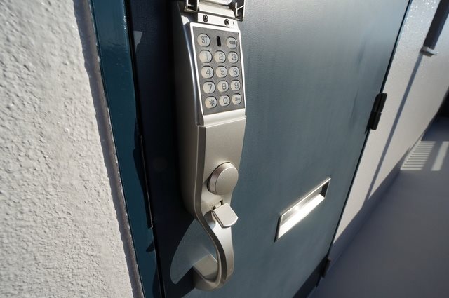 セキュリティ　玄関デジタロック