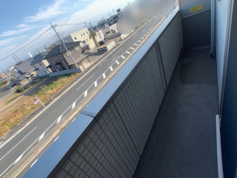 バルコニー　図面と現状に相違がある場合には現状を優先