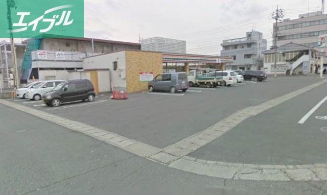 コンビニ　セブンイレブン岡山青江１丁目店（コンビニ）まで301m