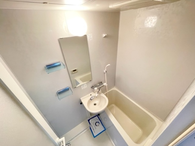 バス・シャワールーム　バス