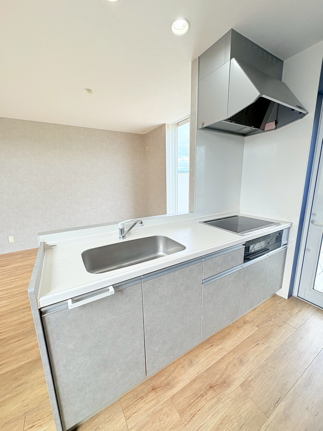 桑山利宮E_内装_1