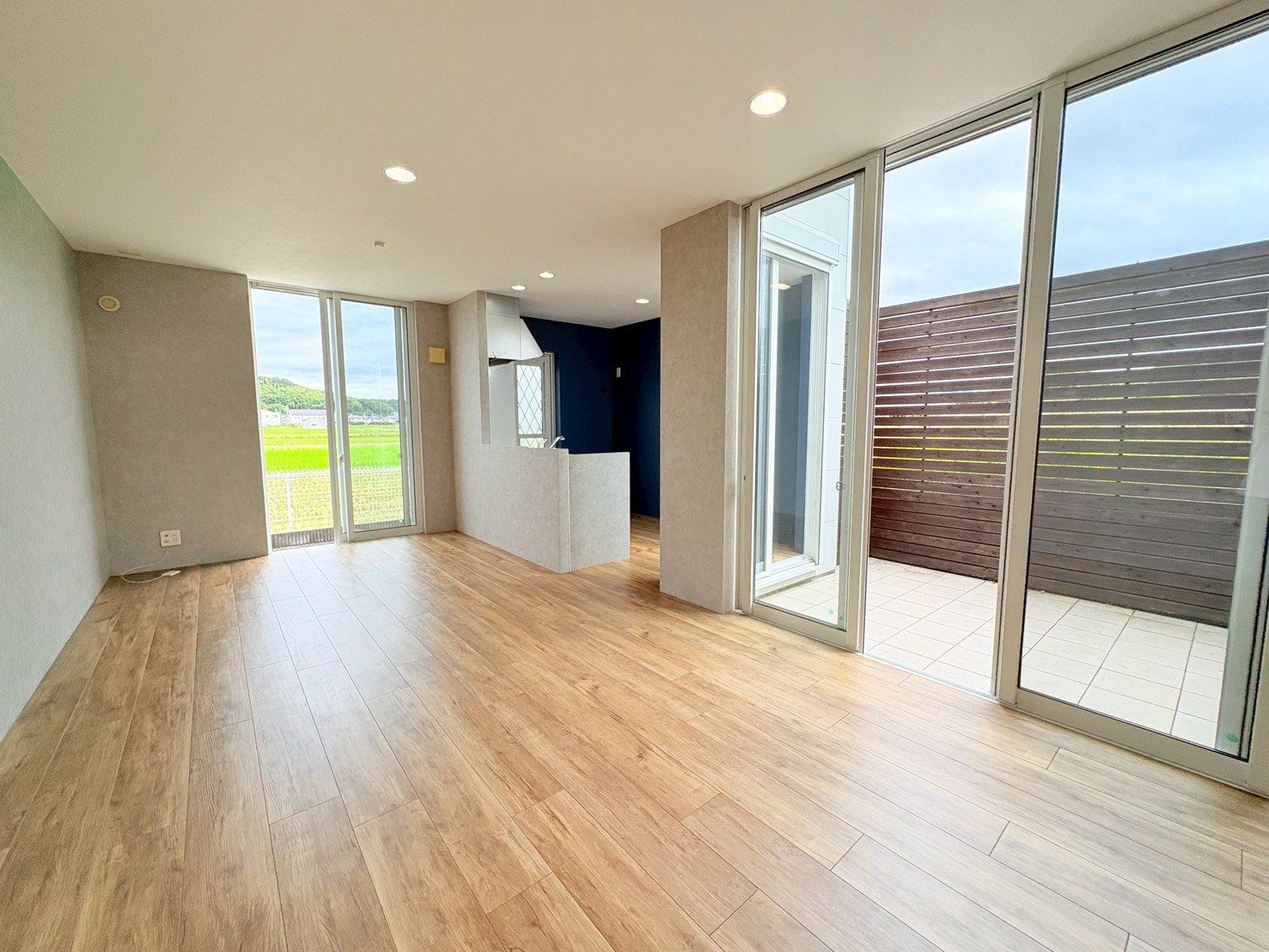 桑山利宮E_内装_0