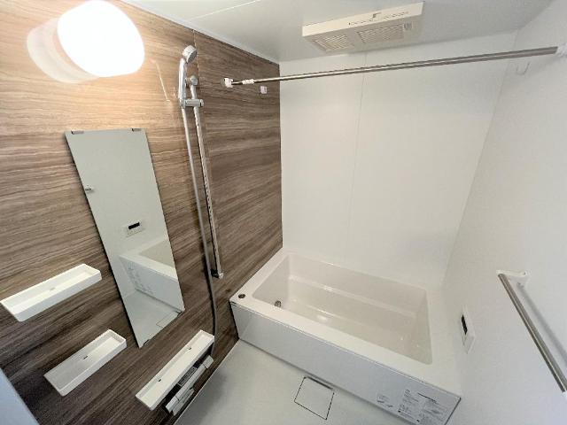 バス・シャワールーム　バス（イメージ）