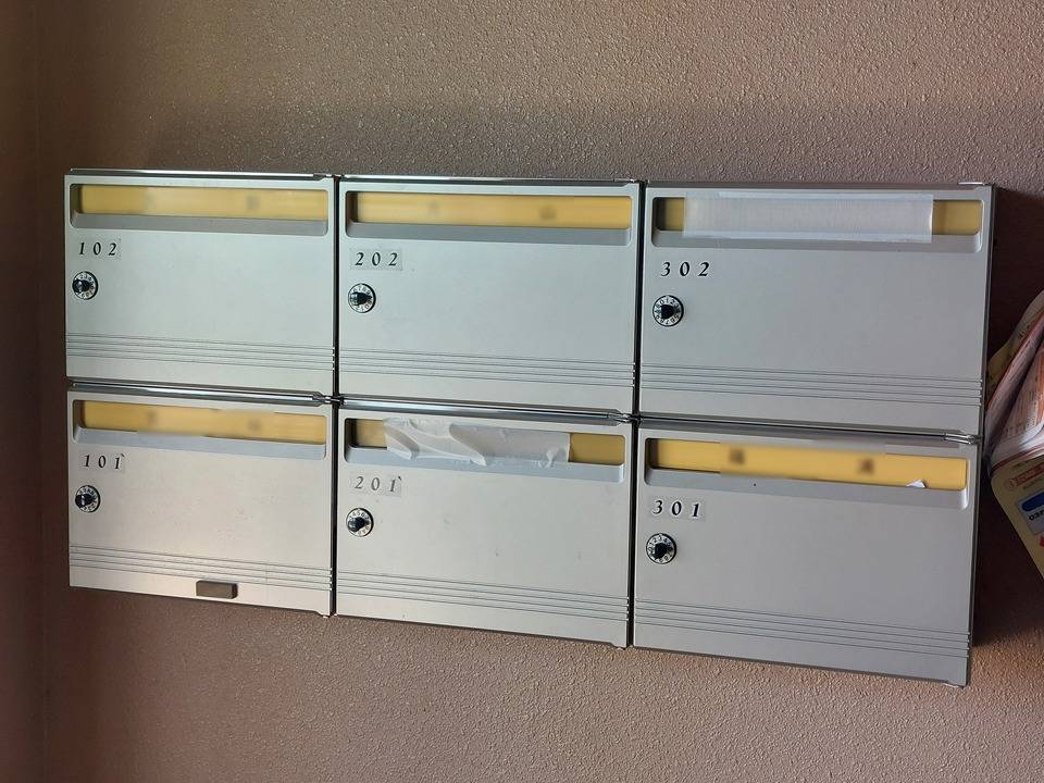 エントランス　メールBOX