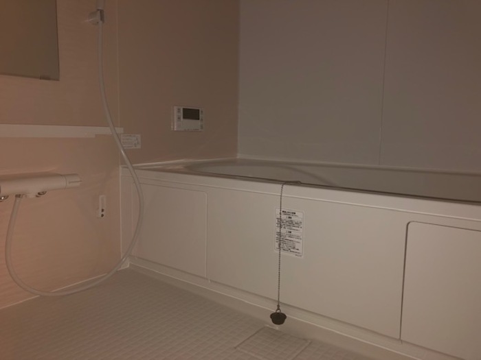 バス・シャワールーム　コンパクトで使いやすいお風呂です