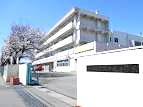 小学校　桶川市立桶川東小学校（小学校）まで500m