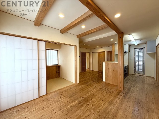 居室・リビング　18帖のLDK☆