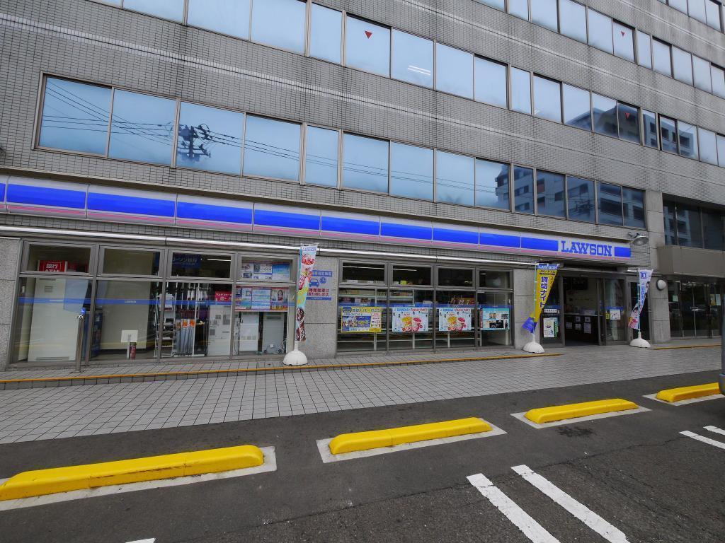 コンビニ　ローソン仙台青葉上杉三丁目店（コンビニ）まで105m