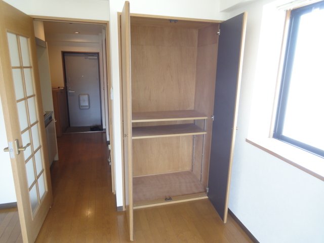 収納　同物件別号室