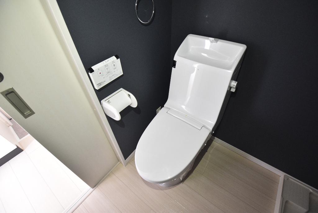 トイレ　シャワー付トイレ