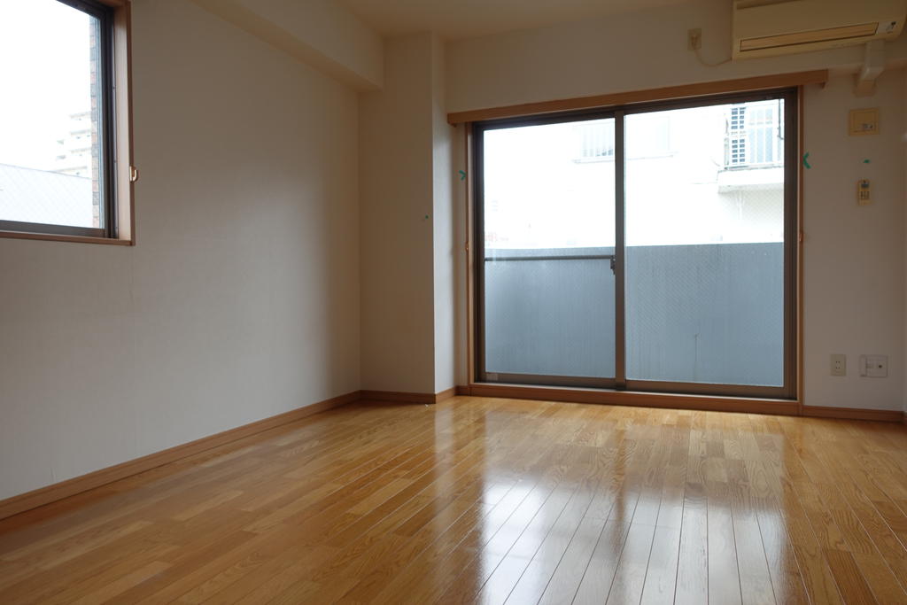 居室・リビング　モデル写真