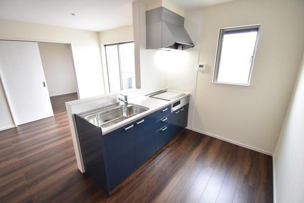 キッチン　反転タイプになります