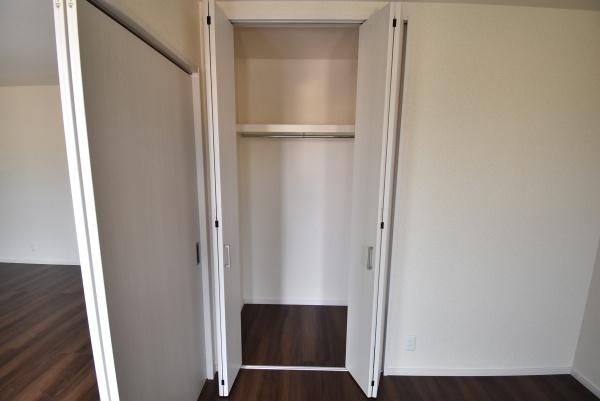 収納　反転タイプになります