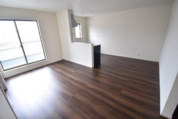 居室・リビング　反転タイプになります