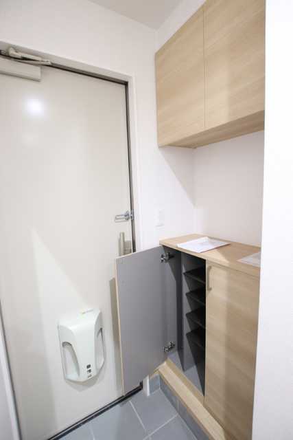 玄関　シューズボックス