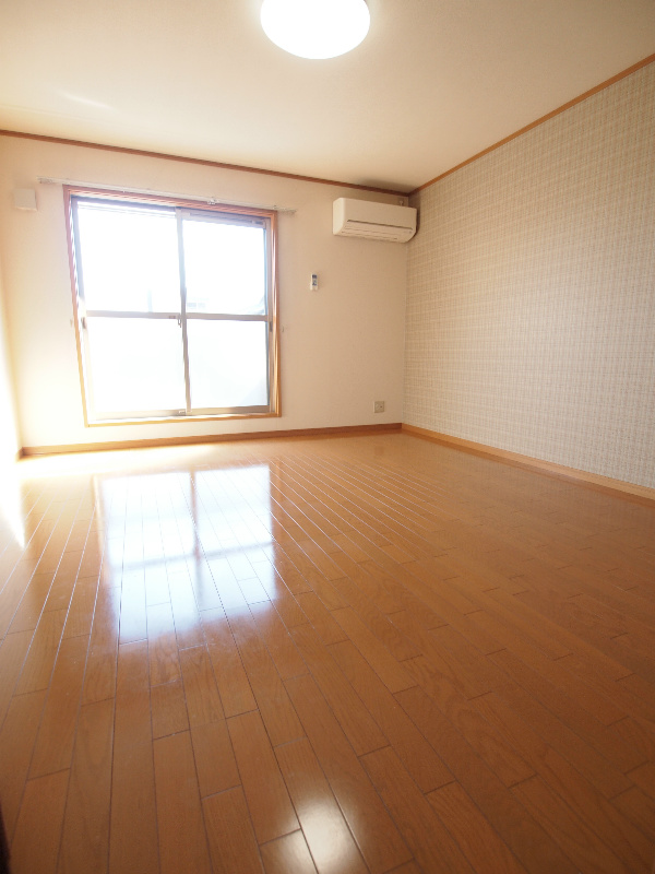 居室・リビング　※別部屋写真