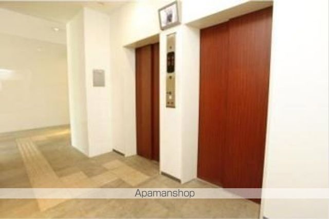 ロビー　ロビー