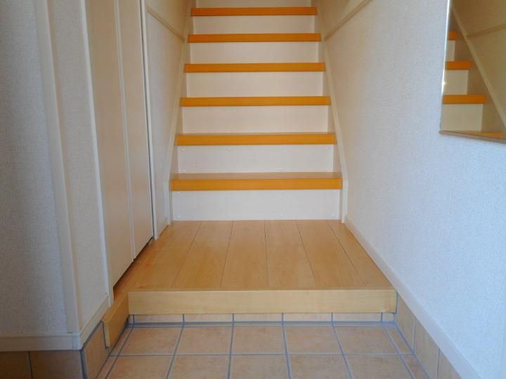 玄関　シンプルで使いやすい玄関です
