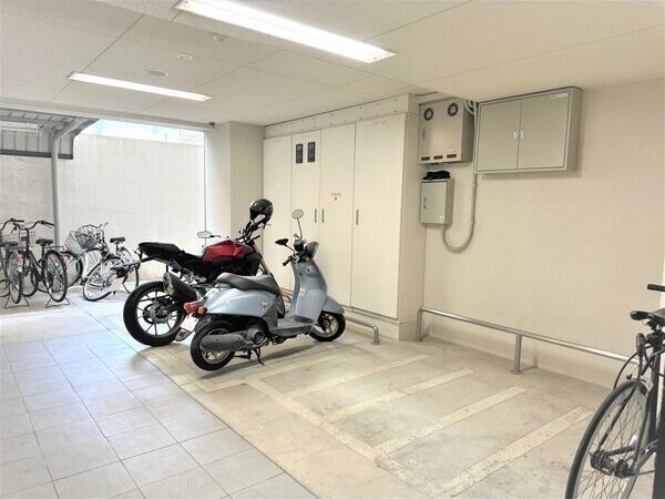 ロビー　初期費用分割可★ご希望の場所まで無料送迎サービス付♪