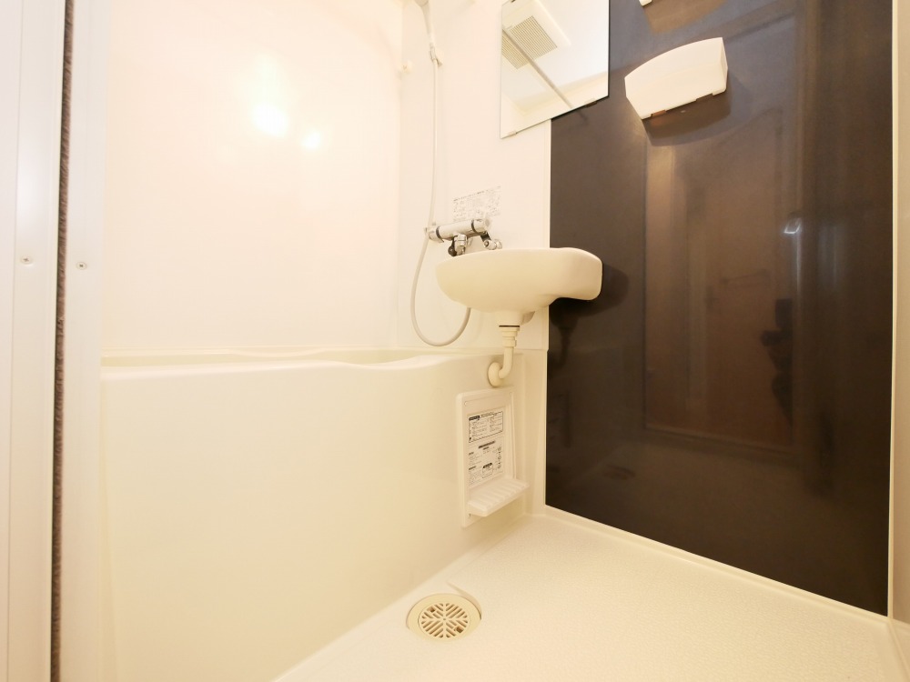 バス・シャワールーム　きれいなお風呂で快適バスタイム♪