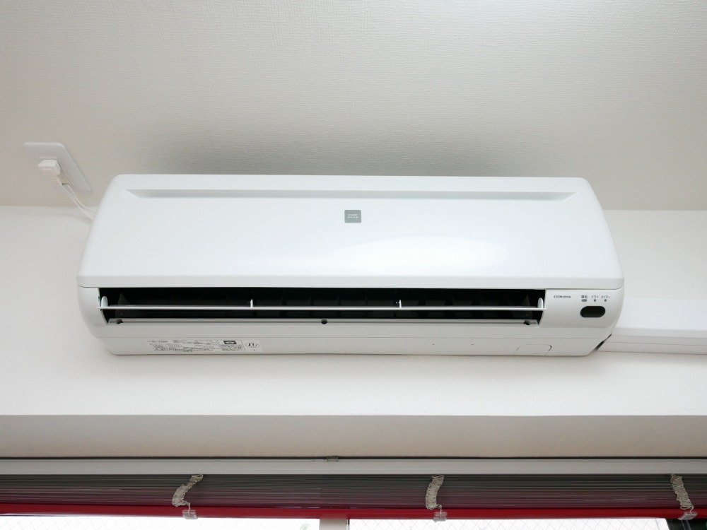 その他設備　夏もカラッと快適なエアコン付き♪