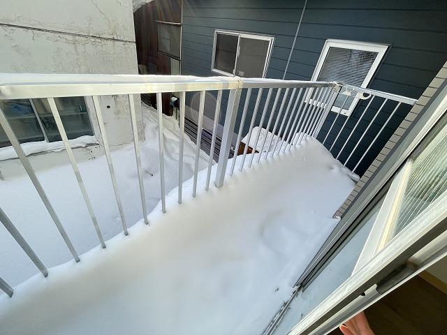 バルコニー　バルコニー