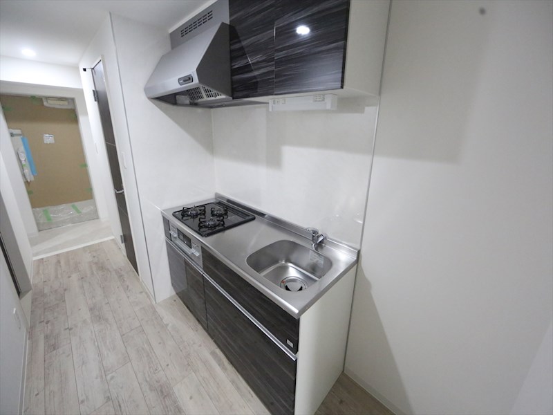 キッチン　システムキッチン（ガス3口コンロ・グリル付）