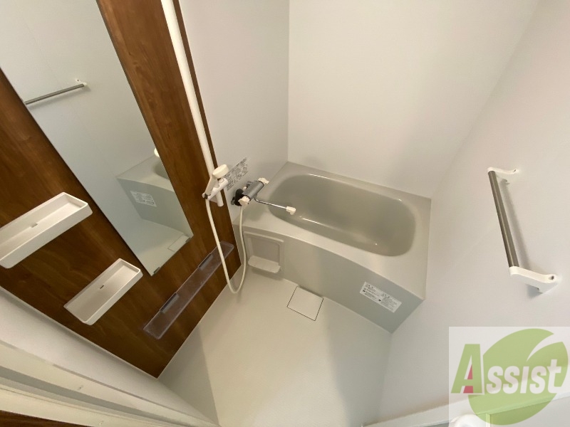 バス・シャワールーム　お風呂です。ゆっくりお風呂につかるのも体に良いですね～